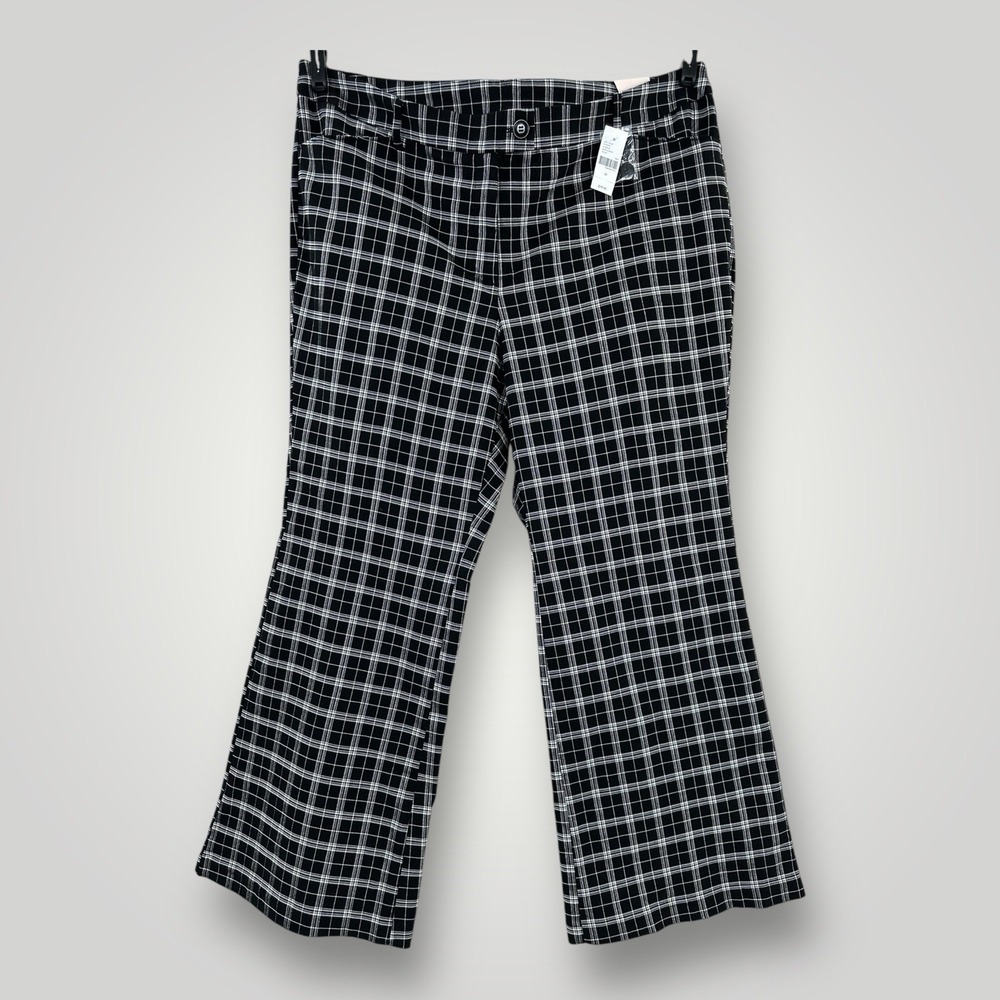 NEW $79 Lane Bryant Mid-Rise FLARE Pants Black White Plaid Women's Plus 22 NWT